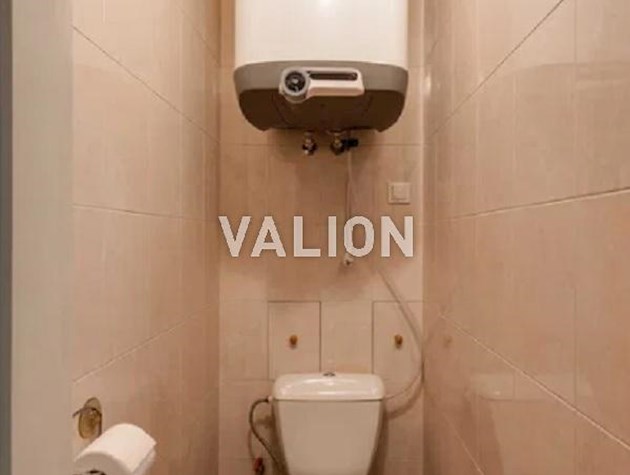 Продаж 2 кімнатної квартири на Русанівському бульварі 9