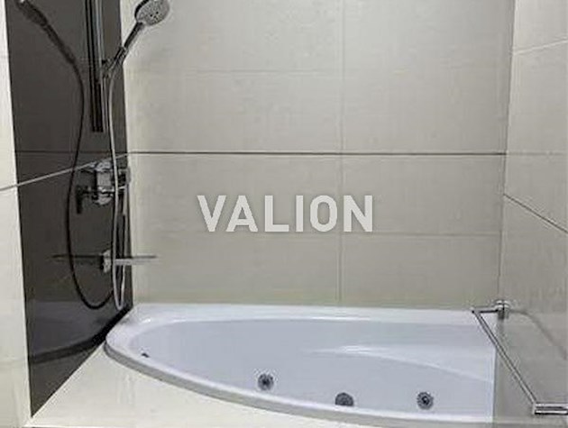 Продажа 4к квартиры, ул. Г.Воробьева, 13е, Соломенский район.