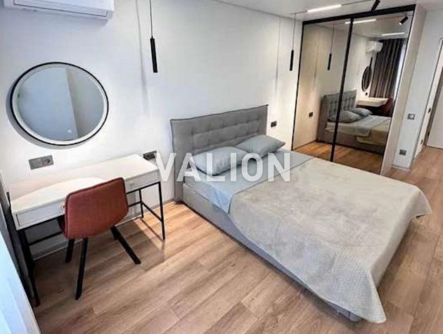 Видовая 2-комнатная квартира ЖК Оранж Сити, Лысогорский спуск, 20