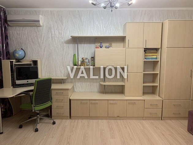 Продажа 3к квартиры 88 кв. м на ул. Левка Лукьяненко 15Г