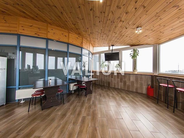 Продаж 7к. квартири з двома терасами вул. Князів Острозьких,46