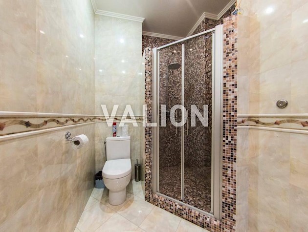 Продаж 7к. квартири з двома терасами вул. Князів Острозьких,46