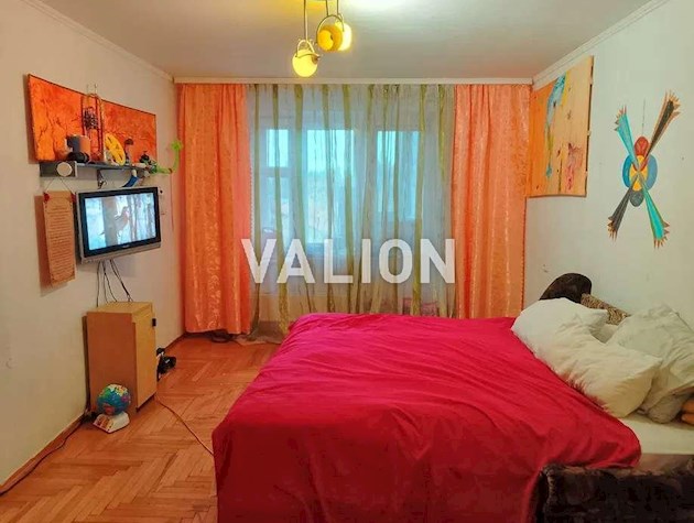 Продаж 2-кімнатної квартири на вул. Слобожанська (Калачевська), 9.