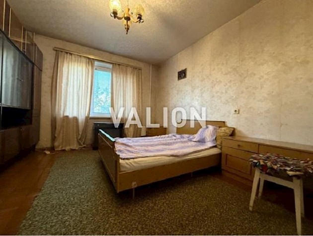 Продается 3-х комнатная квартира, 72,9м2 с ГАЗОМ, Троещина, ул. Оноре де Бальзака 77, 72,9/44,2/8,5, 2/16 этаж.