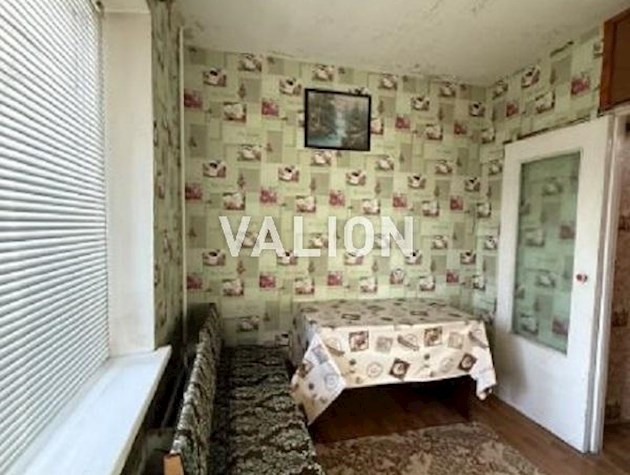 Продается 3-х комнатная квартира, 72,9м2 с ГАЗОМ, Троещина, ул. Оноре де Бальзака 77, 72,9/44,2/8,5, 2/16 этаж.