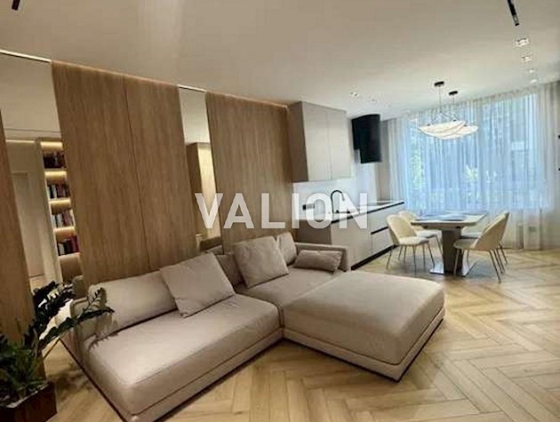 Продається 2-кімнатна квартира по вул.Салютна, 2к19 ЖК Файна Таун