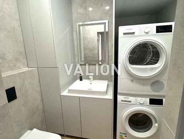 Продається 2-кімнатна квартира по вул.Салютна, 2к19 ЖК Файна Таун