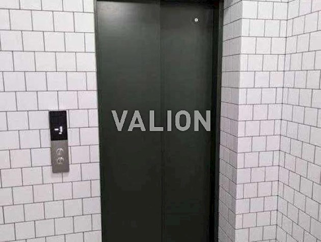 Продаж 1-к квартири вул. Вавилових 11