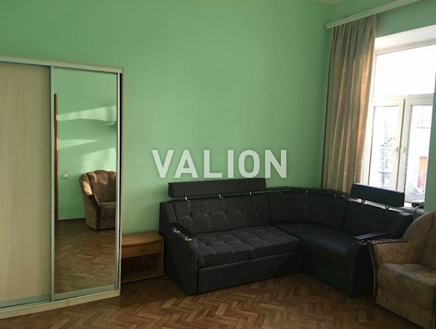 Продаж 1к. квартири в центрі Києва вул.Чикаленка, 31б.