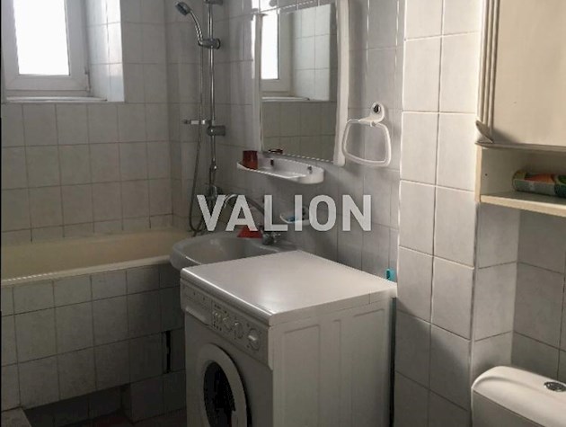 Продаж 1к. квартири в центрі Києва вул.Чикаленка, 31б.