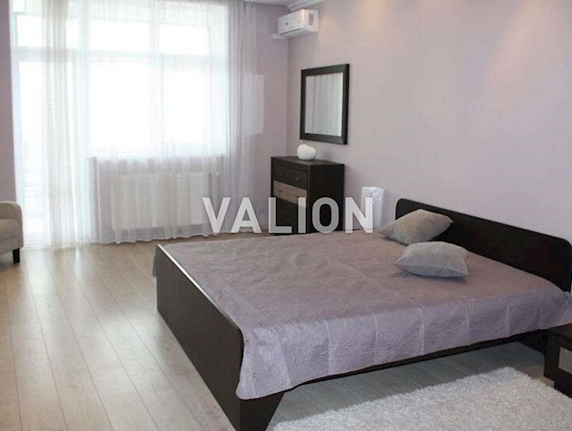 Продам 3к квартиру ЖК Парус, вул. Іллєнка 18б, Шевченківський р-н