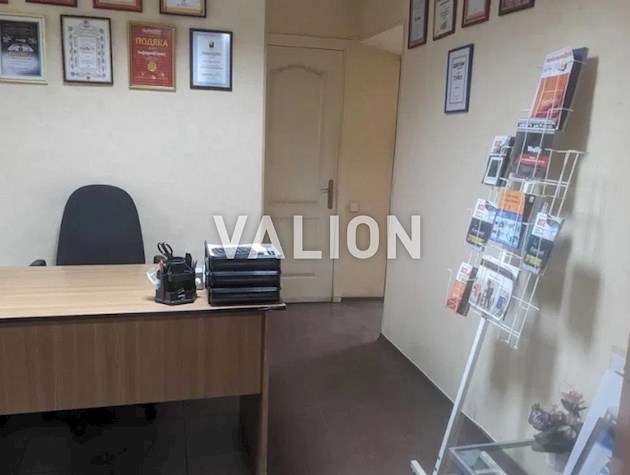 Продаж 3к квартира під комерцію 55,70м2 вул. Дегтярівська, м. Лук’янівка