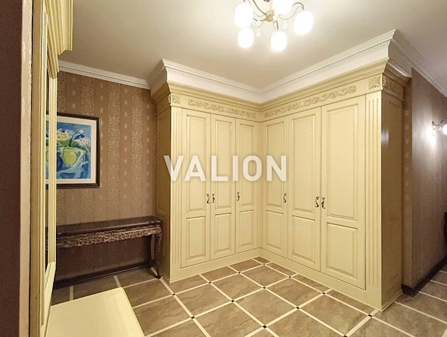 Продажа 4-комнатной квартиры по ул. Александра Мишуги 2, Дарницкий район