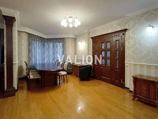 Продажа 4-комнатной квартиры по ул. Александра Мишуги 2, Дарницкий район