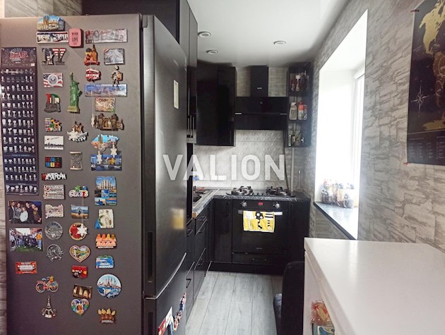 Продаж 3 кімнатної квартири по проспекту Голосіївському, 84, метро Голосіївська