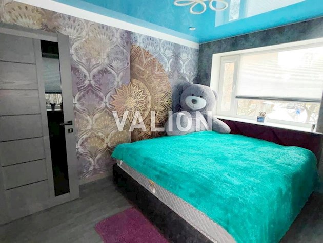 Продаж 3 кімнатної квартири по проспекту Голосіївському, 84, метро Голосіївська