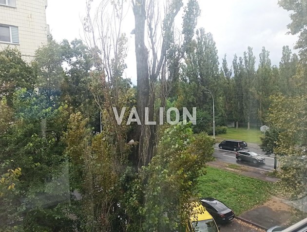 Продаж 3 кімнатної квартири по проспекту Голосіївському, 84, метро Голосіївська