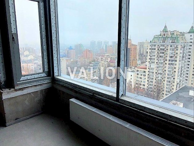 Видовий 3к пентхаус у будинку бізнес-класу вул. Січових Стрільців,44а в історичній частині Києва з терасою на даху