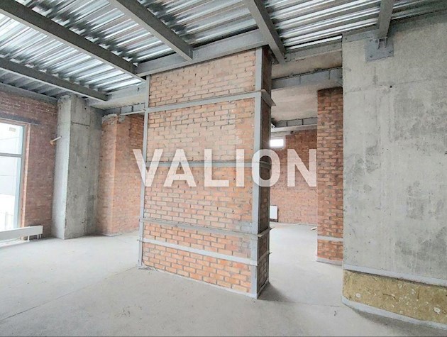 Видовий 3к пентхаус у будинку бізнес-класу вул. Січових Стрільців,44а в історичній частині Києва з терасою на даху