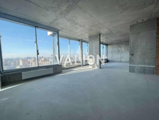 Видовий 3к пентхаус у будинку бізнес-класу вул. Січових Стрільців,44а в історичній частині Києва з терасою на даху