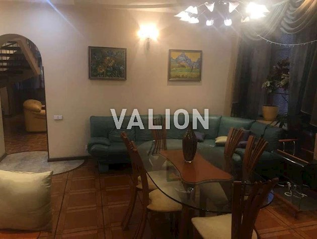 Продажа 4-х комнатной квартиры Белорусская ул.5