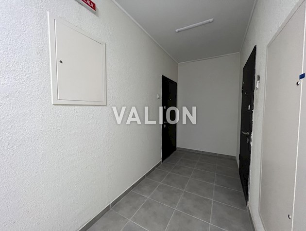 Продается 3-комнатная квартира в ЖК Теремки 84 кв.м.,Заболотного ул.