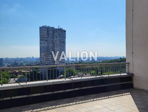 Продажа двохуровневого пентхауса в Подольском районе на Куреневке по адресу ПЕтропавловская 50Б.