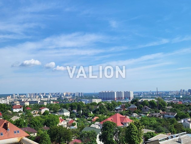 Продажа двохуровневого пентхауса в Подольском районе на Куреневке по адресу ПЕтропавловская 50Б.