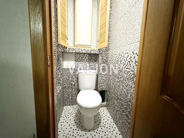 Продаж 2к квартири, вулиця Здолбунівська, 11-Б, Дарницький р-н, Лівий берег, Позняки.