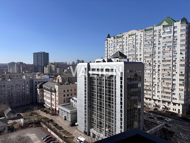 Продам 3-4 кімнатну квартиру ЖК TRIIINITY вул. Василя Тютюнника, 39 /2