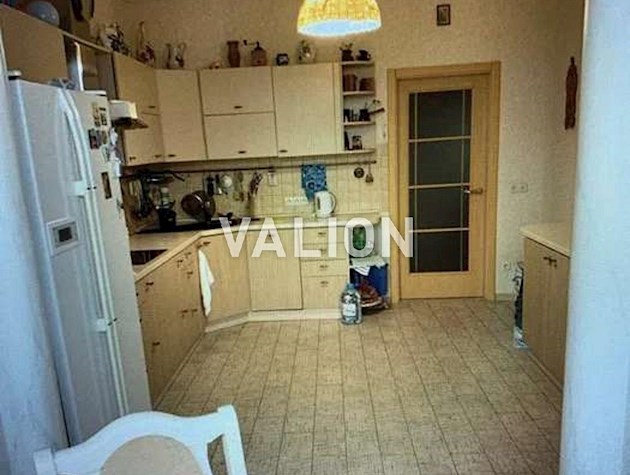 Продажа 3-комнатной квартиры по ул.Лукьяненко Левка (Тимошенко), 21