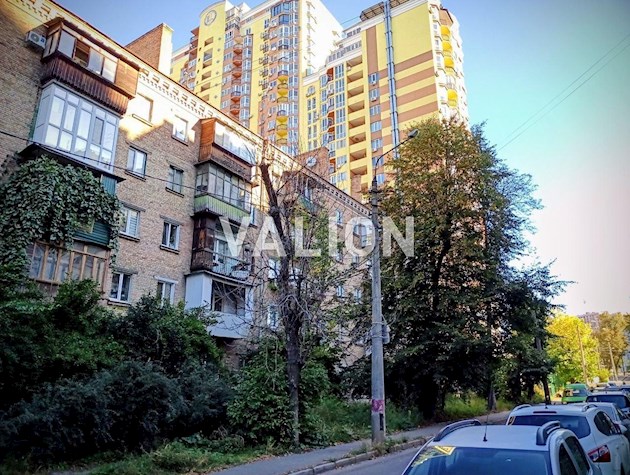 Продажа 2 комн. квартиры, ул. В.Котарбинского 10/12, центр.