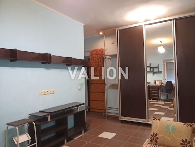 Продажа 2 комн. квартиры, ул. В.Котарбинского 10/12, центр.