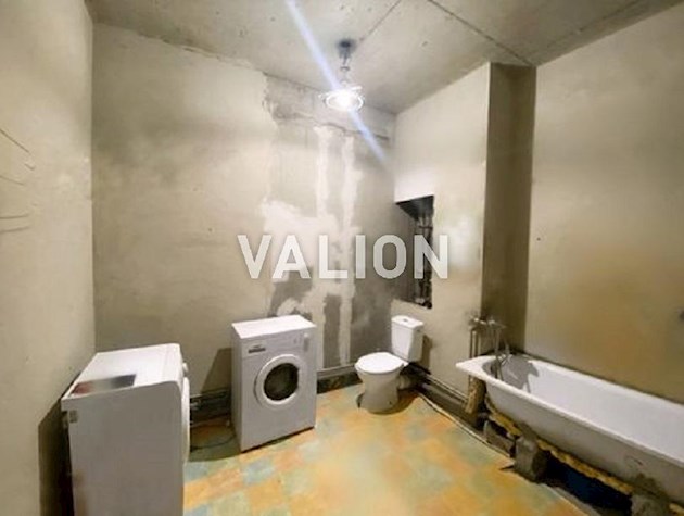 Продаж 6-кімнатної квартири Солом’янська вул. 15а