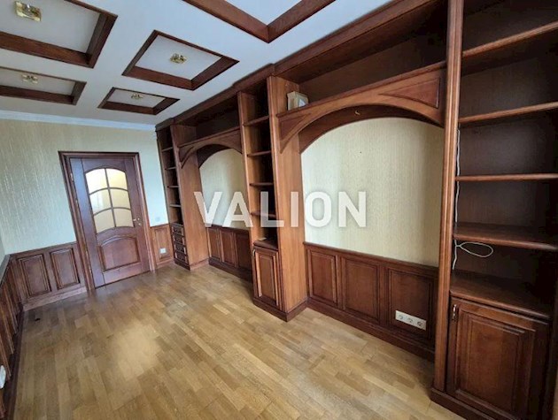 Продажа 3-к квартиры ул. Кадетский Гай 6