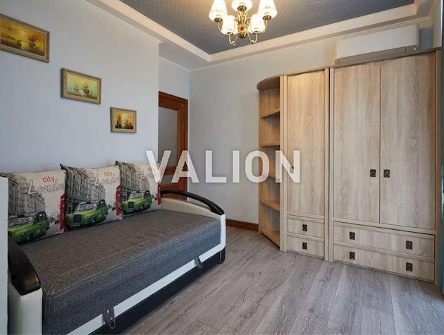 Продам 3-х кімнатну квартиру в ЖК Комфорт таун