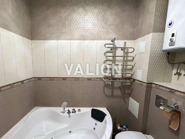 Продам 3-х кімнатну квартиру в ЖК Комфорт таун