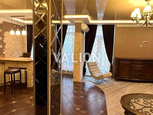 Продам 3-х кімнатну квартиру в ЖК Комфорт таун