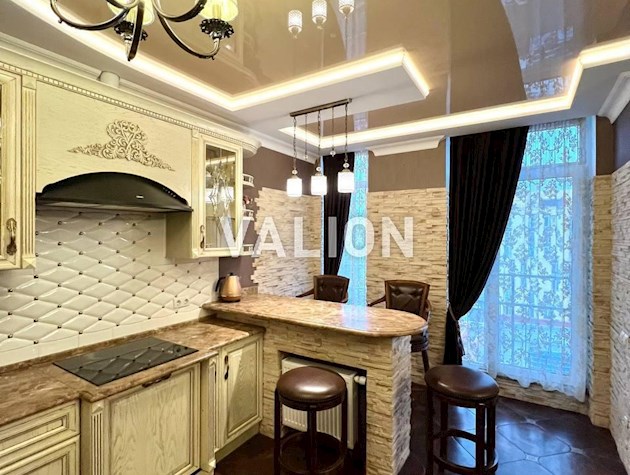 Продам 3-х кімнатну квартиру в ЖК Комфорт таун