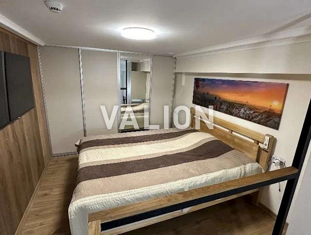 Продается 1-комнатная двухуровневая квартира в ЖК Smart House