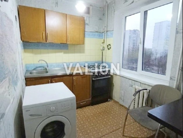 Продам 3-х квартиру. Кавказська 7