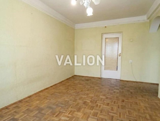 Продам 3-х квартиру. Кавказська 7