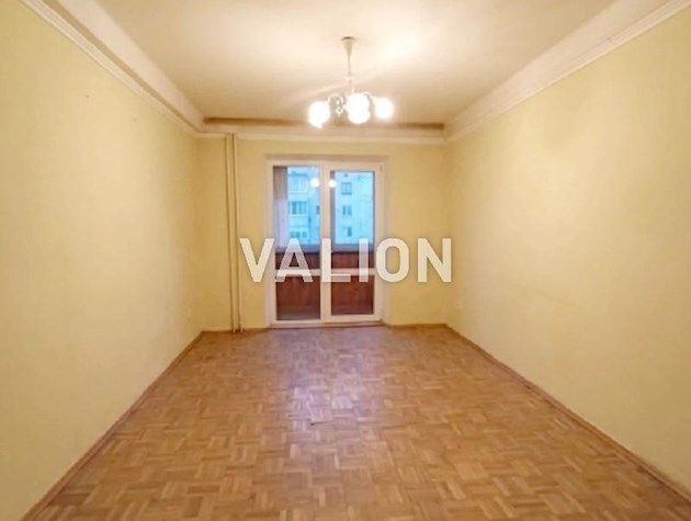 Продам 3-х квартиру. Кавказська 7