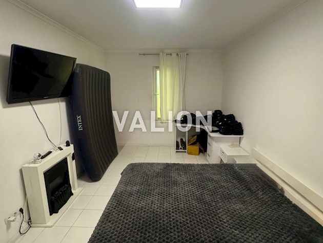 Продается 2-уровневая 2-х комнатная квартира, в Деснянском районе, Троещина, ул. Милославская 2