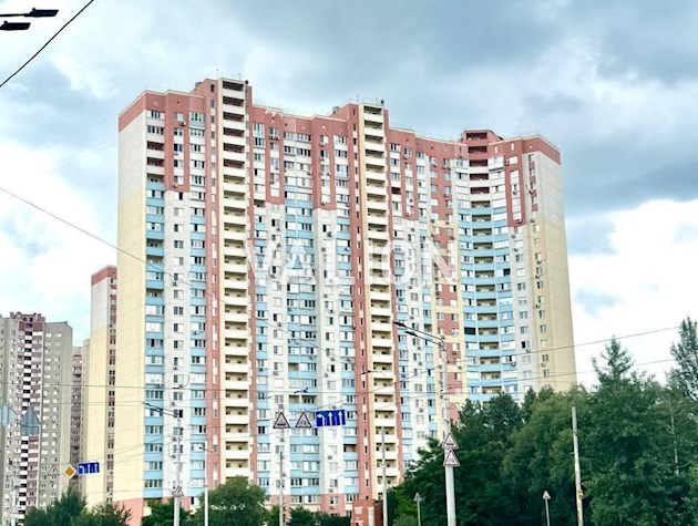 Продается 2-уровневая 2-х комнатная квартира, в Деснянском районе, Троещина, ул. Милославская 2