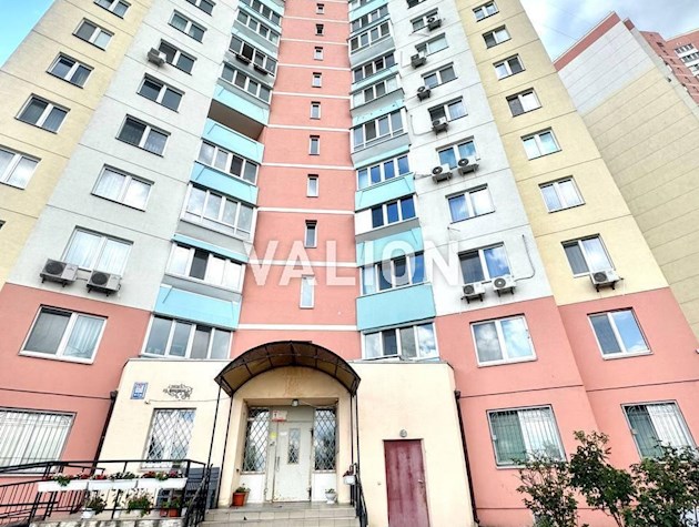 Продается 2-уровневая 2-х комнатная квартира, в Деснянском районе, Троещина, ул. Милославская 2