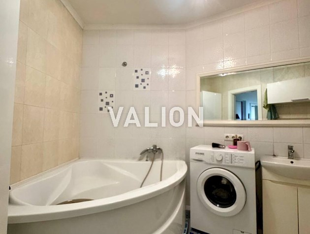 Продается 2-уровневая 2-х комнатная квартира, в Деснянском районе, Троещина, ул. Милославская 2