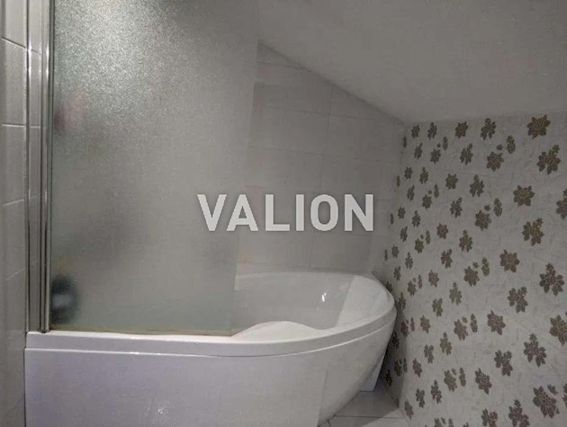 Продаж 4-х квартири Регенераторна вул. 4к5 ЖК Комфорт Таун