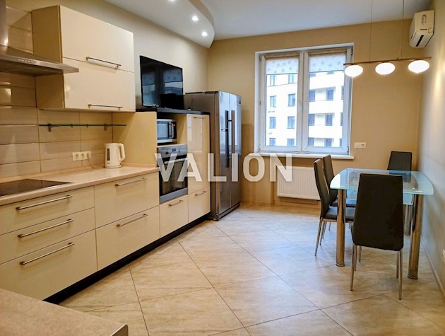 Продажа 3-к квартиры ул. Дмитриевская 75, Шевченковский район.