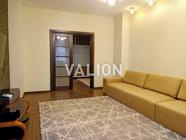 Продажа 3-к квартиры ул. Дмитриевская 75, Шевченковский район.